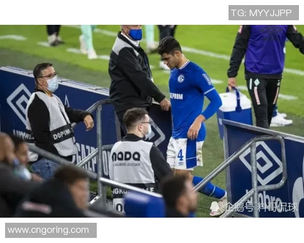 莱比锡红牛惨遭沙尔克04逆转，德甲榜首位置岌岌可危